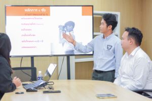 นายบริพัตร ทาสี นักวิชาการโสตทัศนศึกษา มหาวิทยาลัยขอนแก่น